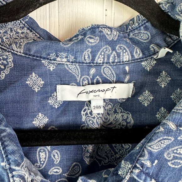 Foxcroft Blue roll tab Button Up Shirt Size 24W - Picture 2 of 5